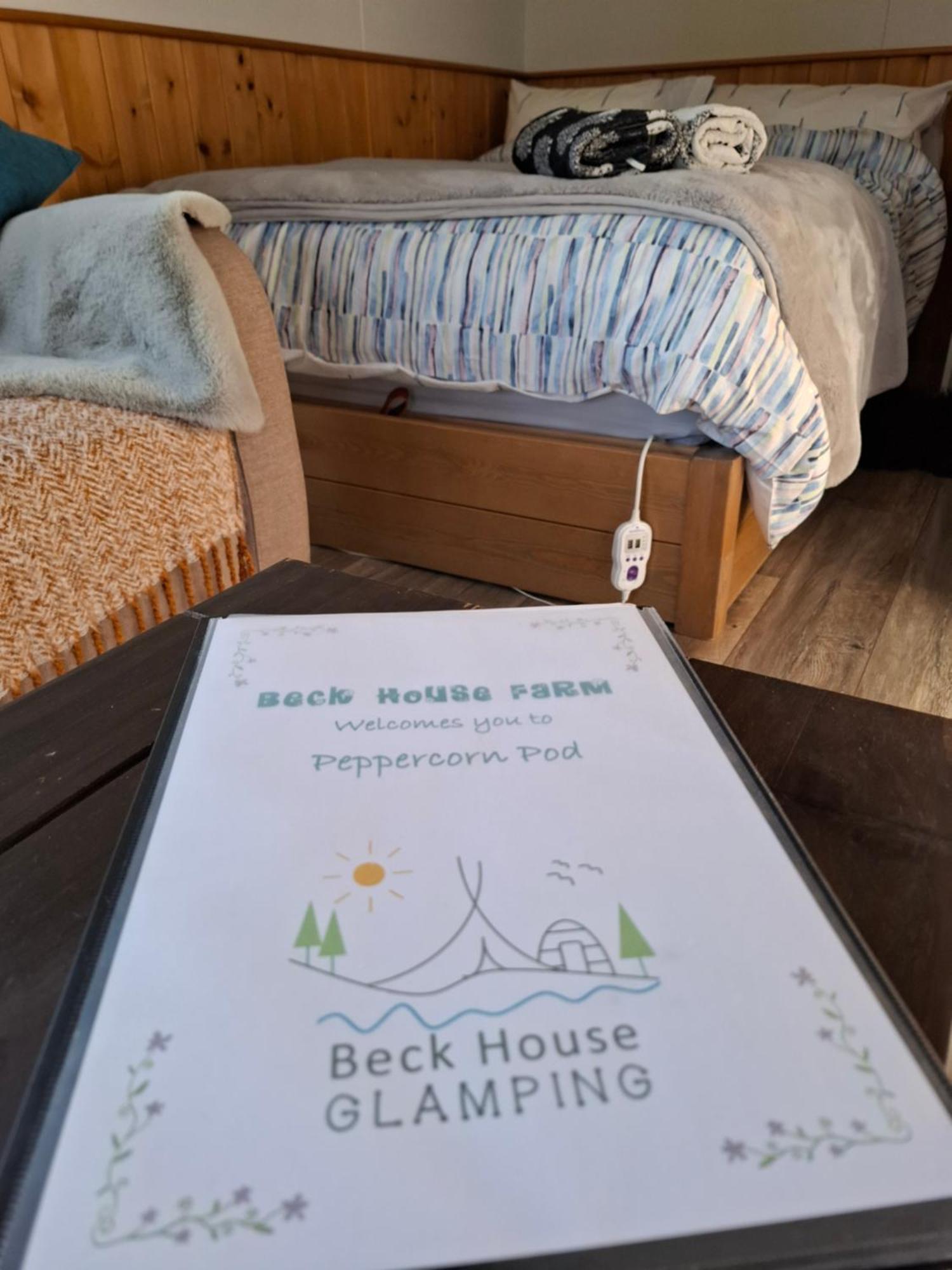 Отель Peppercorn Pod At Beck House Glamping Salmonby Экстерьер фото